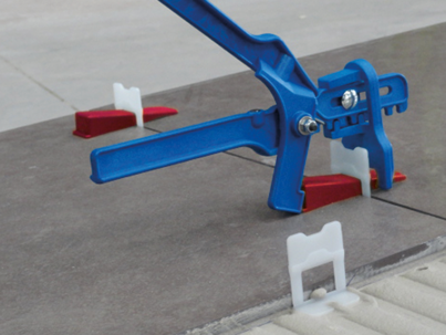 01_Nivellierzange PVC